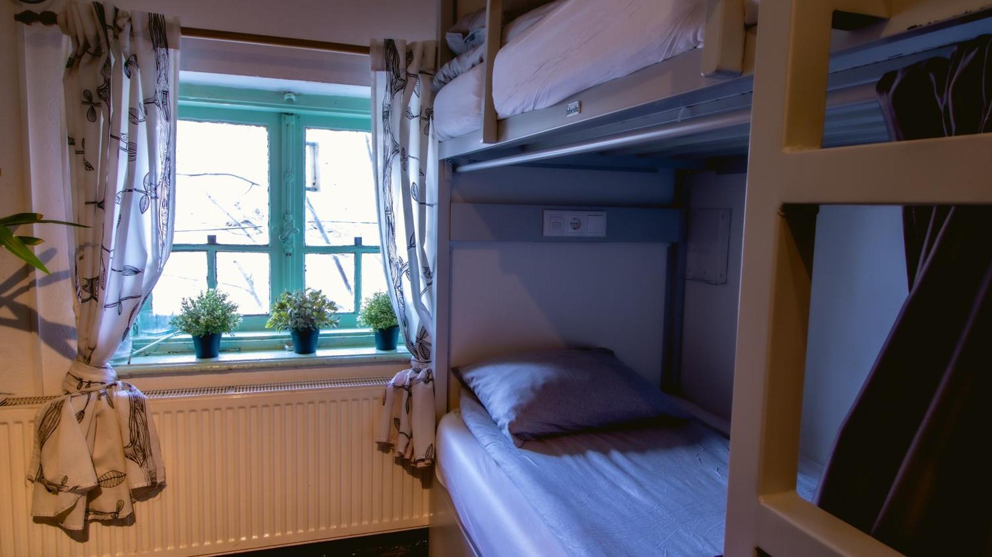 T5 Social Hostel บูคาเรสต์ ภายนอก รูปภาพ