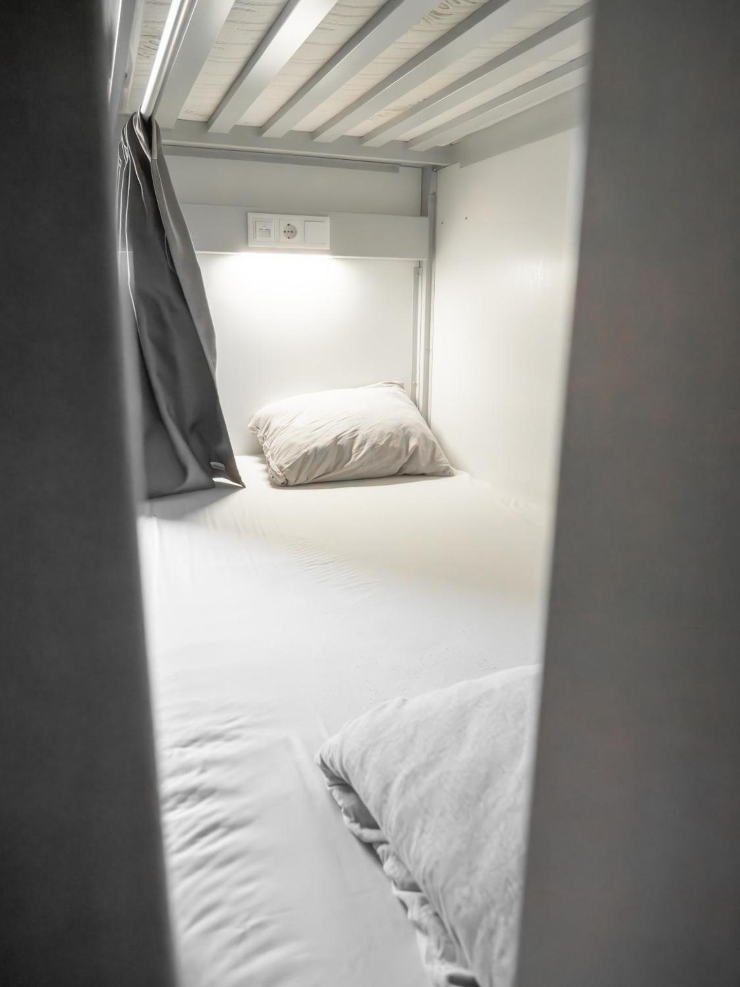 T5 Social Hostel บูคาเรสต์ ภายนอก รูปภาพ